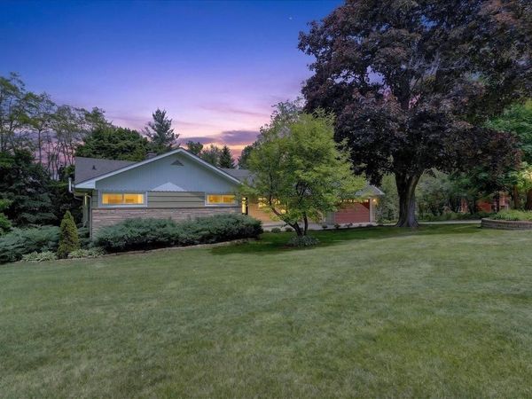 5436 Lacy Road, Fitchburg, WI 53711