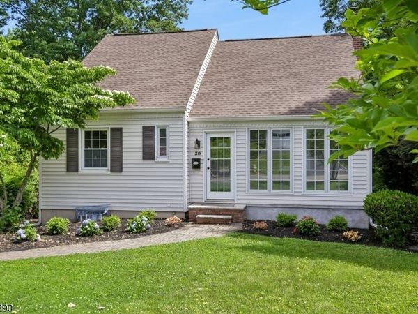 39 Shadylawn Dr, Madison, NJ 07940