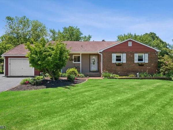 68 Voorhees Corner Rd, Raritan, NJ 08822