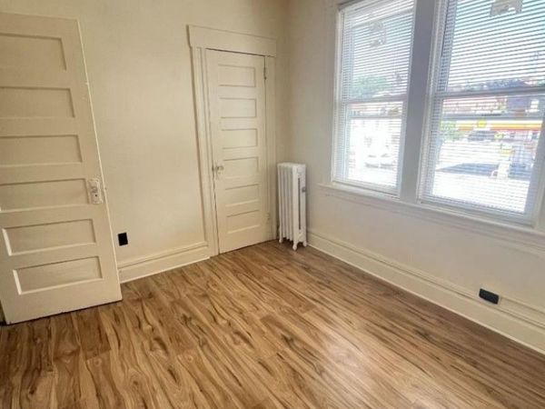 16 Stuyvesant Ave, Unit 2R, Newark, NJ 07106