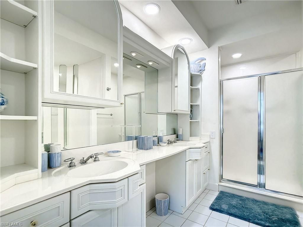 21 Casa Mar Ln , Unit 21, Naples, FL 34103 Photo