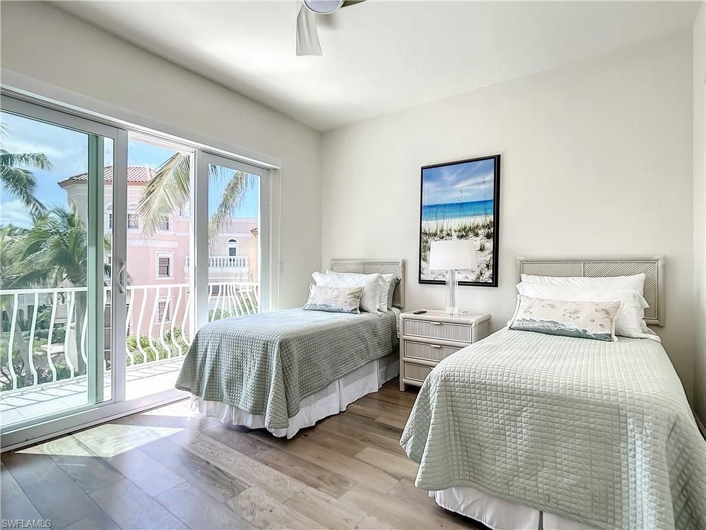 21 Casa Mar Ln , Unit 21, Naples, FL 34103 Photo