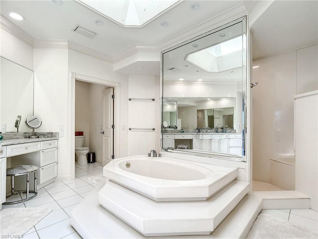 21 Casa Mar Ln , Unit 21, Naples, FL 34103 Photo