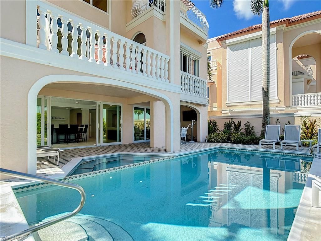 21 Casa Mar Ln , Unit 21, Naples, FL 34103 Photo