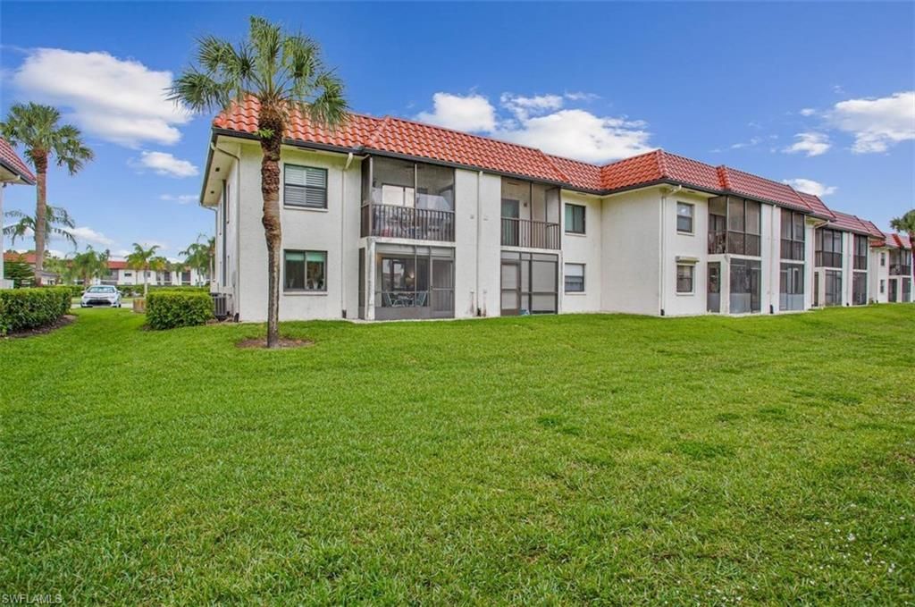 4258 27th Ct Sw, Unit 106, Naples, FL 34116 Photo