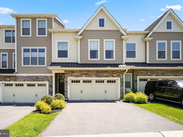 219 ASH LANE, KENNETT SQUARE, PA 19348