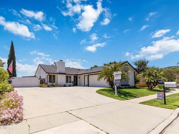 904 Silver Cloud Street, Thousand Oaks, CA 91360