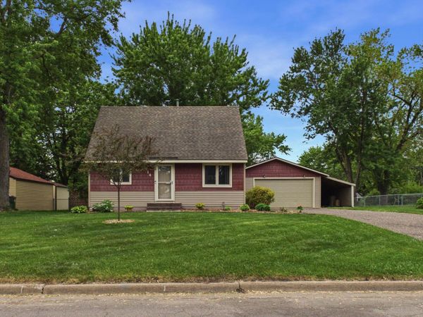 714 109th Avenue NW, Coon Rapids, MN 55448