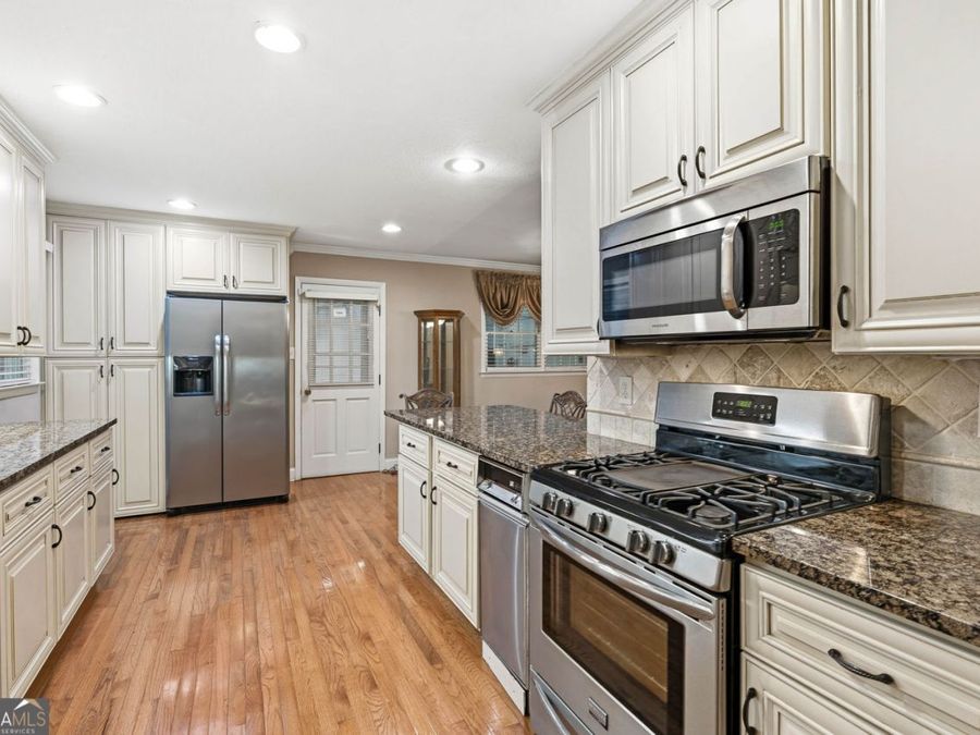 Property Image 16
