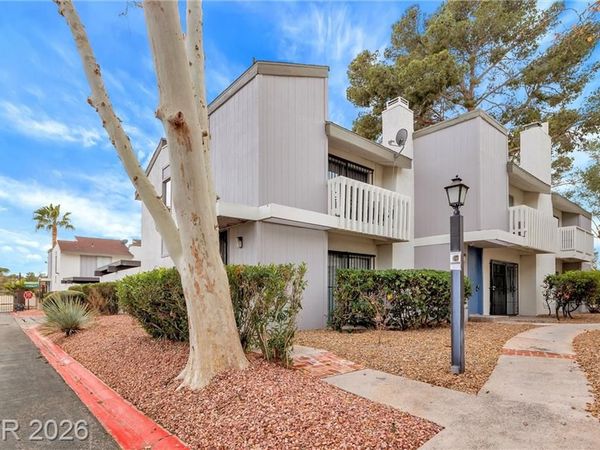 624 Brookway Lane, Las Vegas, NV 89169