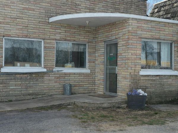 14 Main Street, Lead Hill, AR 72644