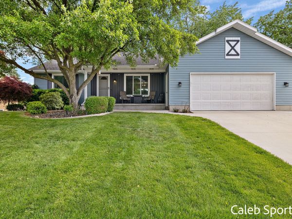 4530 Blackfoot Drive SW, Grandville, MI 49418
