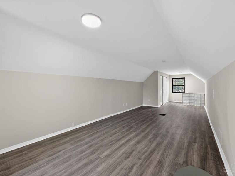 1818 Lawn Avenue, Cincinnati, OH 45237 Photo 22