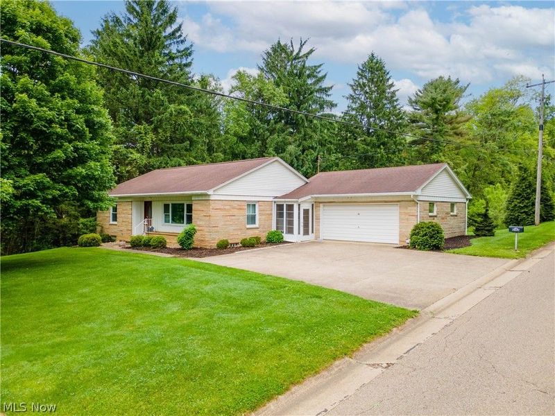 32 Lakeview Drive , Millersburg, OH 44654 Photo 2
