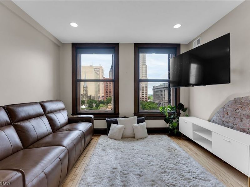 140 Public Square, Unit 503, Cleveland, OH 44114 Photo 13