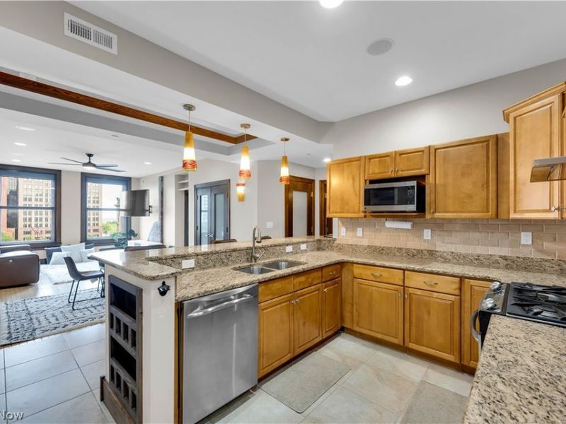 140 Public Square, Unit 503, Cleveland, OH 44114 Photo 16