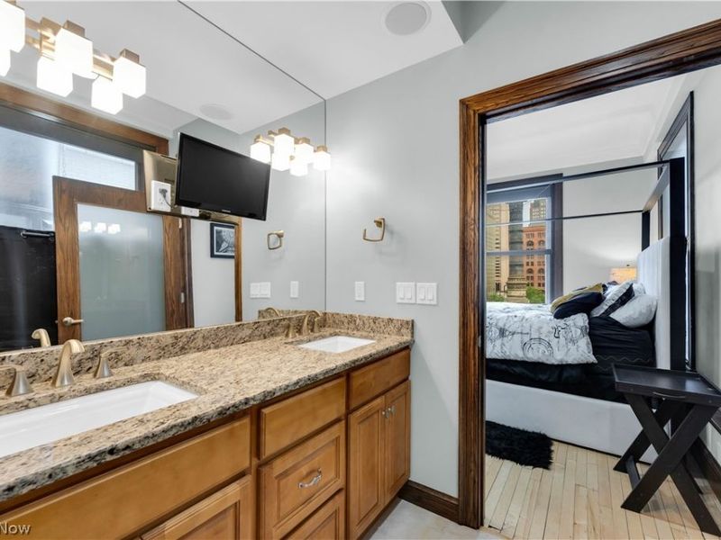 140 Public Square, Unit 503, Cleveland, OH 44114 Photo 29