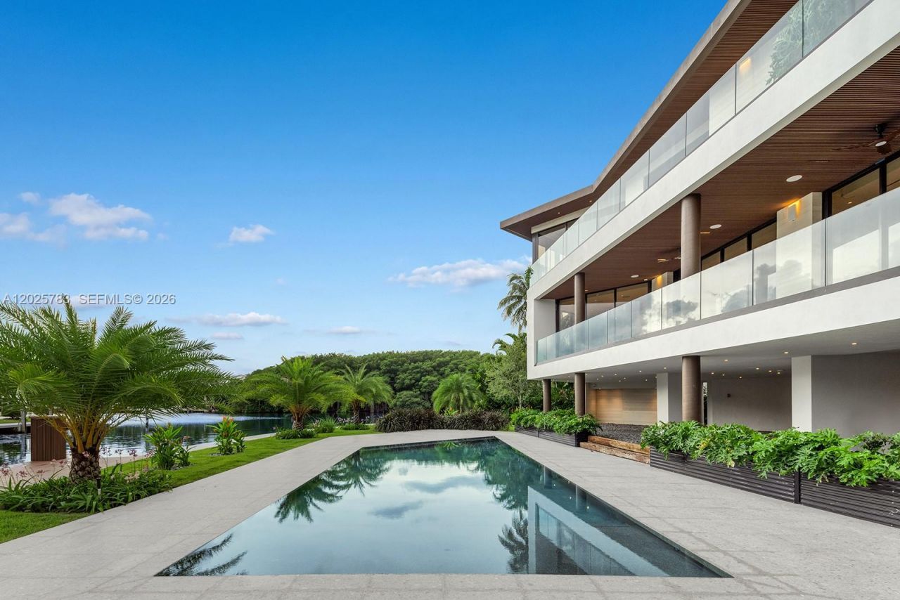 6941 Sunrise Ct, Coral Gables, FL 33133 Photo