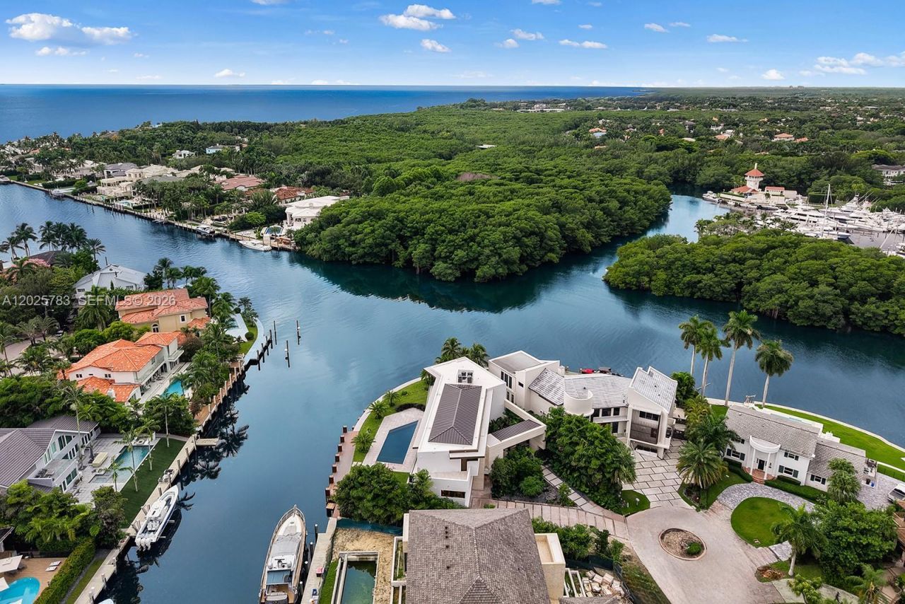 6941 Sunrise Ct, Coral Gables, FL 33133 Photo