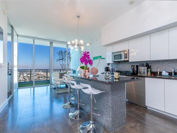 92 SW 3rd St , Unit 5108, Miami, FL 33130