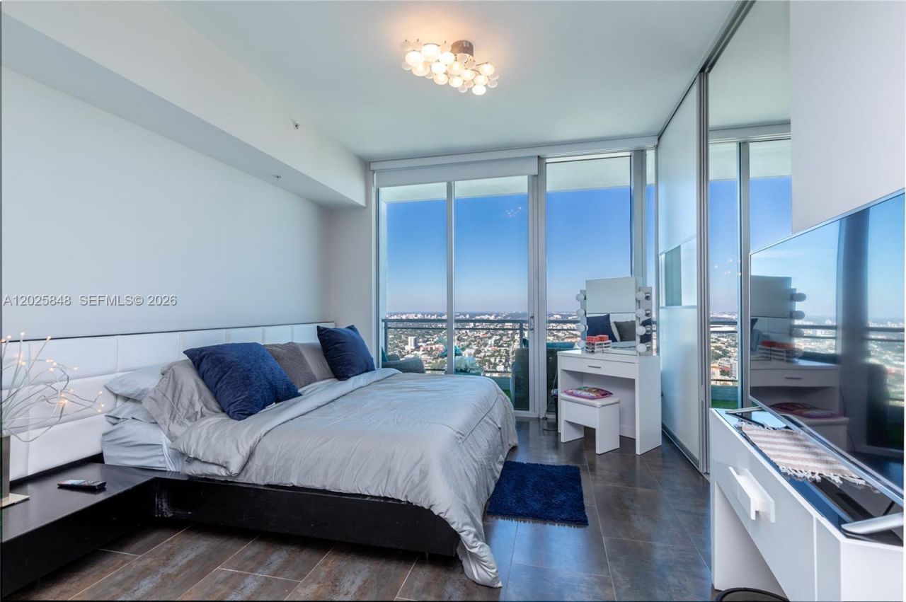 92 SW 3rd St , Unit 5108, Miami, FL 33130 Photo