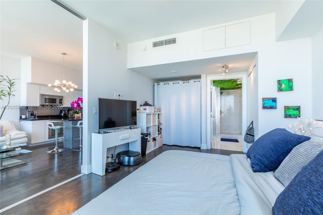 92 SW 3rd St , Unit 5108, Miami, FL 33130 Photo