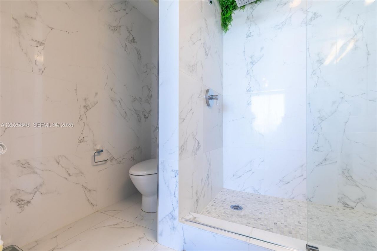 92 SW 3rd St , Unit 5108, Miami, FL 33130 Photo