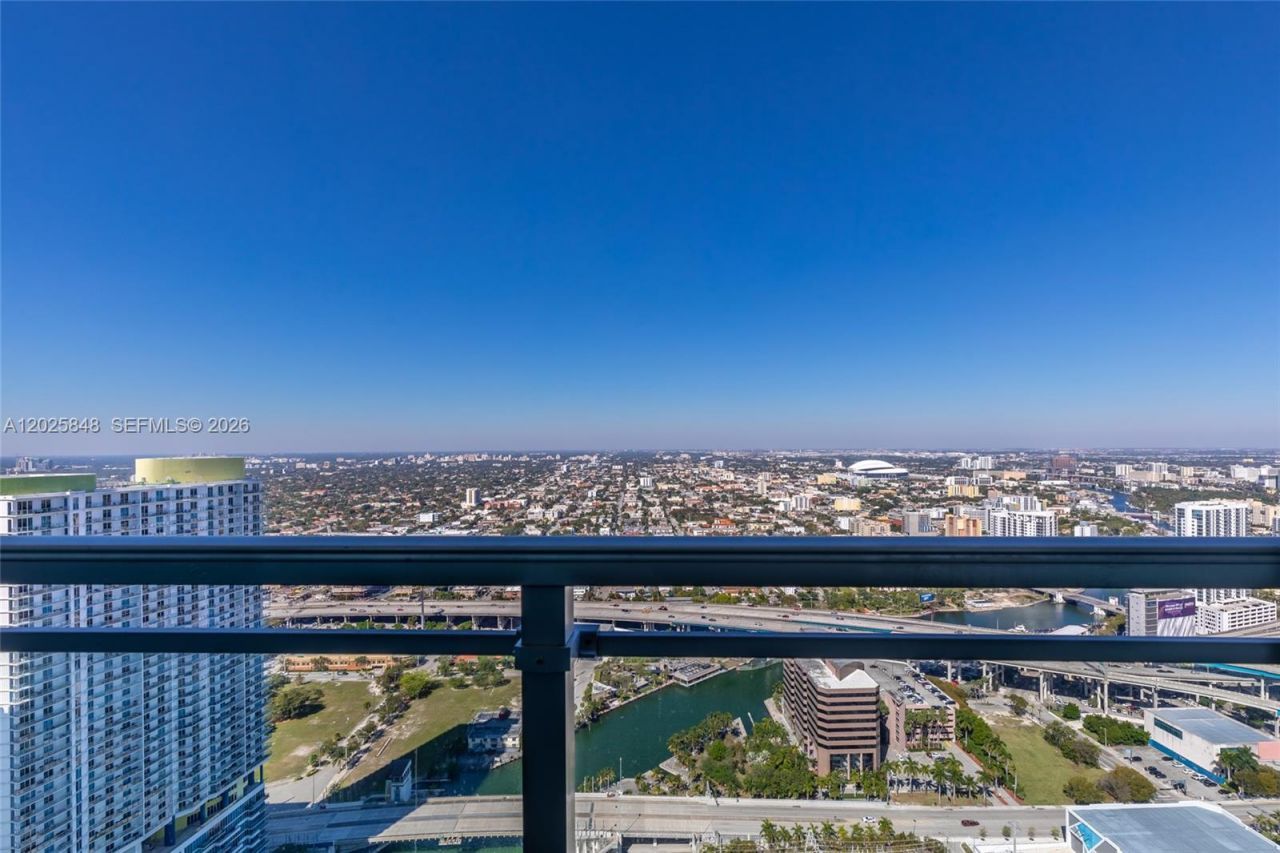 92 SW 3rd St , Unit 5108, Miami, FL 33130 Photo