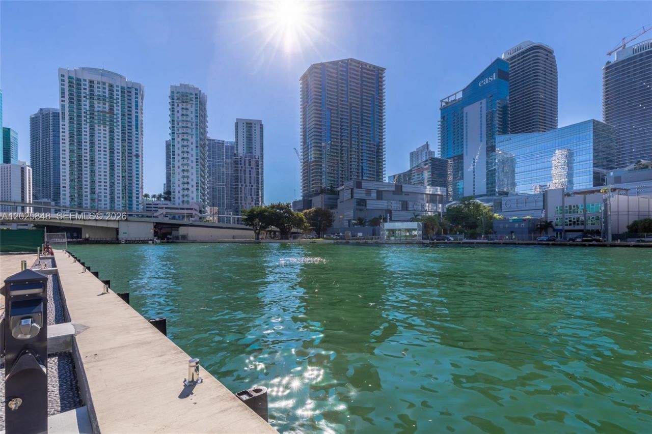 92 SW 3rd St , Unit 5108, Miami, FL 33130 Photo