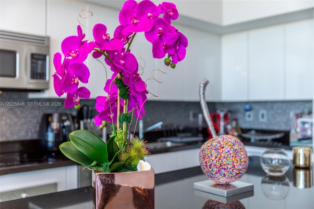 92 SW 3rd St , Unit 5108, Miami, FL 33130 Photo