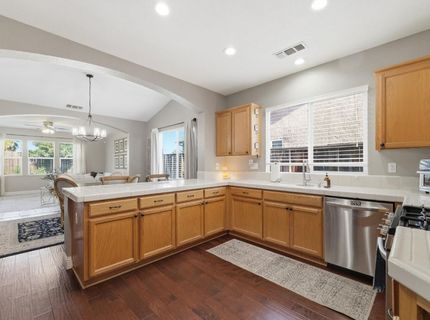 2220-2672 Ellison Dr, Modesto, CA 95355 Photo