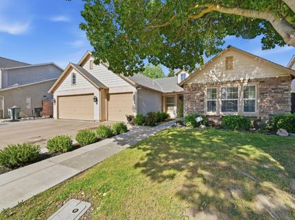2220-2672 Ellison Dr, Modesto, CA 95355 Photo