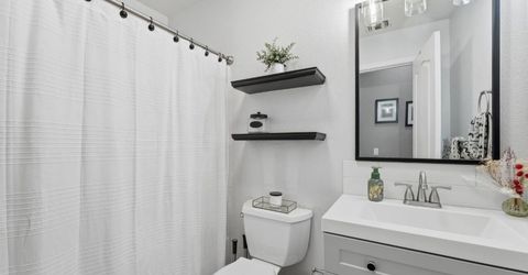 2220-2672 Ellison Dr, Modesto, CA 95355 Photo