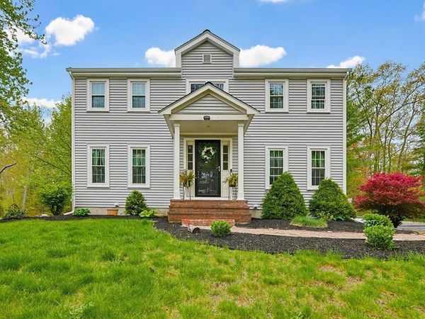 35 Millbrook Dr, Unit 35, Rockland, MA 02370