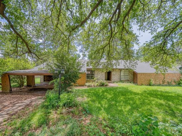 1006 Rikkity Lane, Mount Pleasant, TX 75455