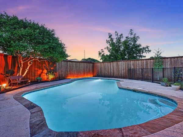 2713 Esquire Lane, Garland, TX 75044