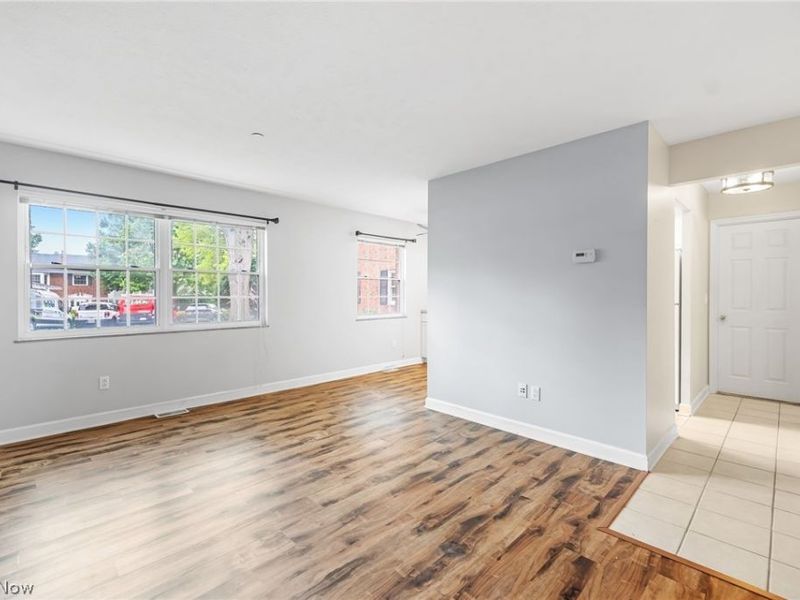 2885 Pease Drive , Unit 103, Rocky River, OH 44116 Photo 5