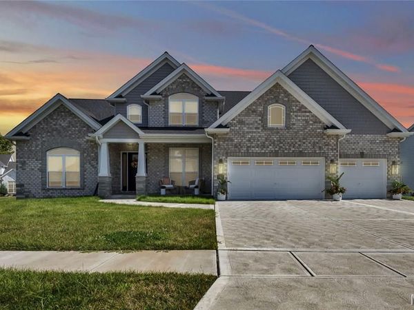 1016 Bellevaux Place, St Charles, MO 63301