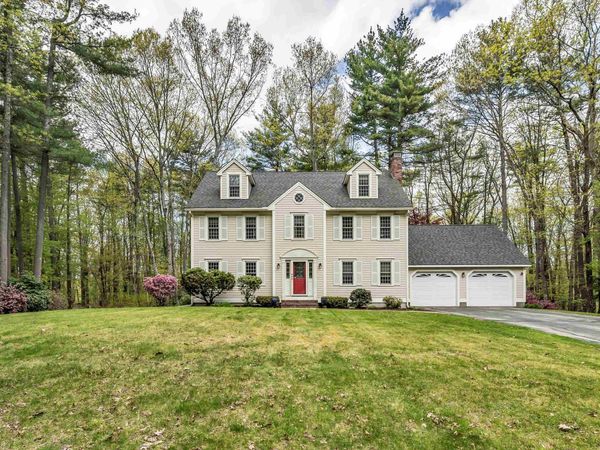 4 Cherokee Court, Londonderry, NH 03053