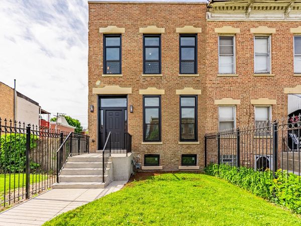 2421 W Flournoy Street , Chicago, IL 60612