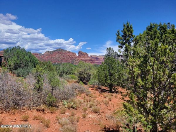 140 VIA DEL VIENTO, Unit A, Sedona, AZ 86351