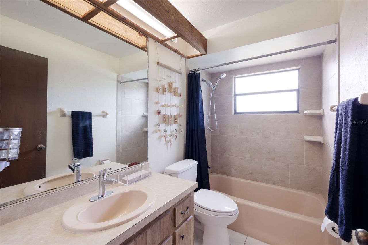 5202 Foxcroft Court, Sarasota, FL 34232 Photo