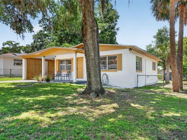 529 E GOTTSCHE AVENUE , EUSTIS, FL 32726