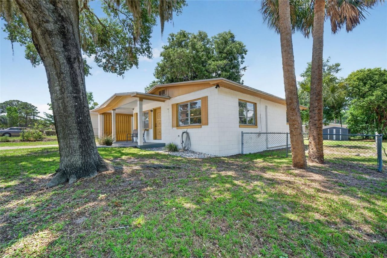 529 E Gottsche Avenue, Eustis, FL 32726 Photo