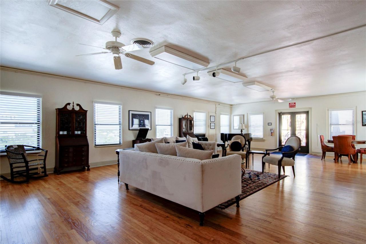 130 4th Avenue N, Unit 610, Saint Petersburg, FL 33701 Photo