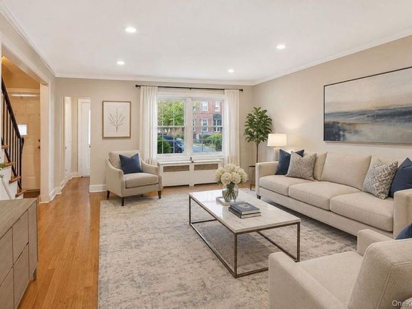 14448 Jewel Avenue , Flushing, NY 11367