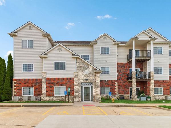 6255 Beechtree Drive , Unit 1302, West Des Moines, IA 50266