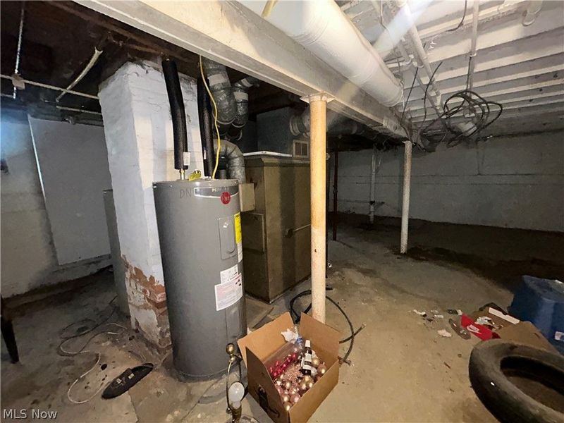 3885 W 20th Street , Cleveland, OH 44109 Photo 17