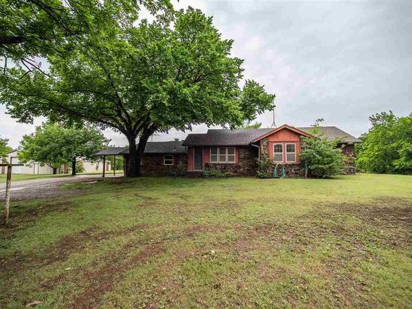 26800 E 19th Street, Yale, OK 74085