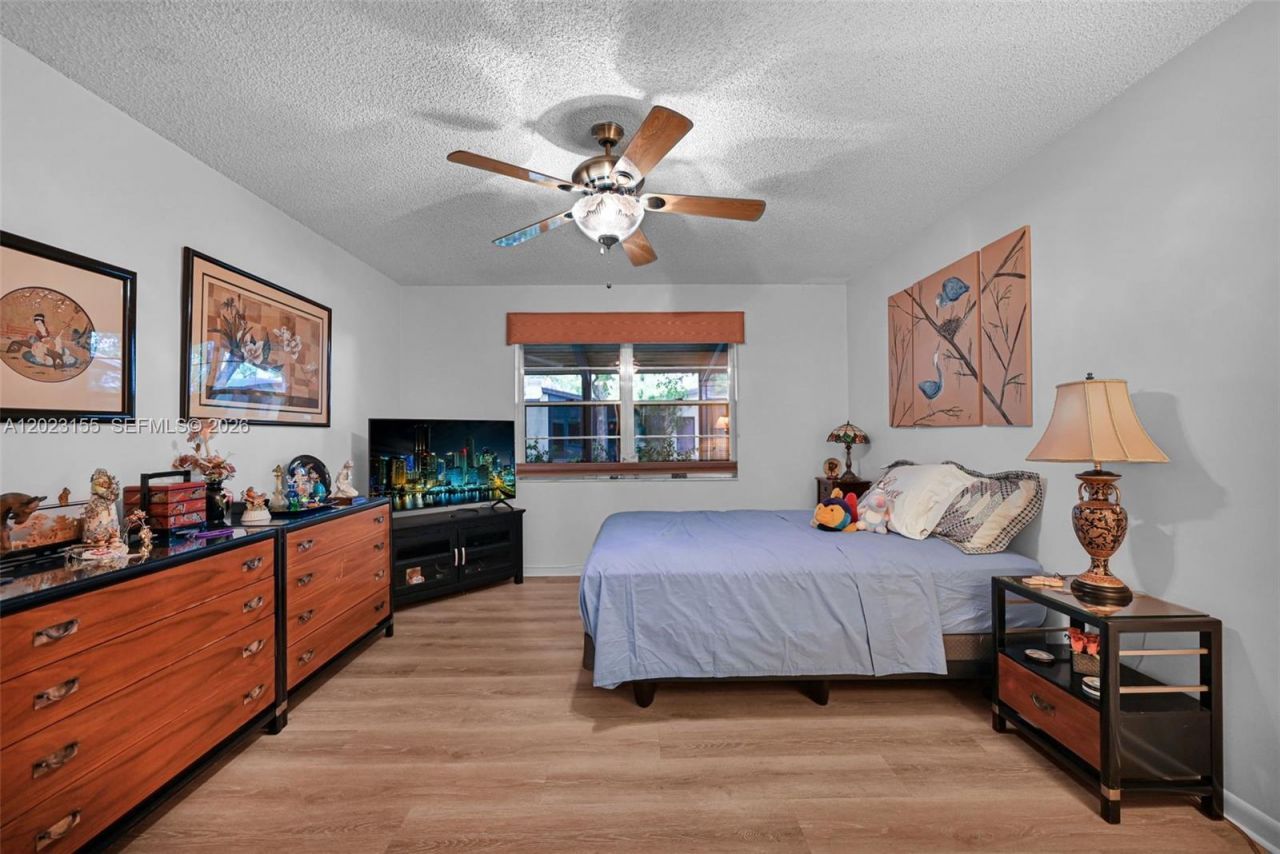 330 Briarwood Cir , Unit 3-19, Hollywood, FL 33024 Photo